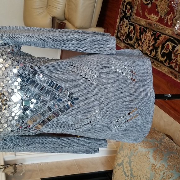 BCBG Maxazria Top Small - Picture 3 of 7